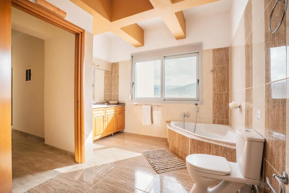 White Pearl Villa